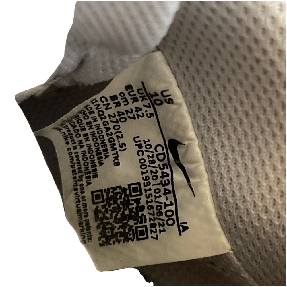Nikes US‎ Size 10 Men's White Sneakers CD5434